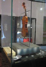 vetrina violino IL CANNONE di Paganini