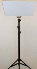  Lampada con stativo da terra